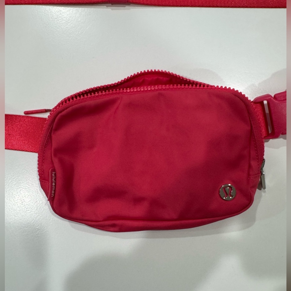 Hot pink lulu belt bag!!!
